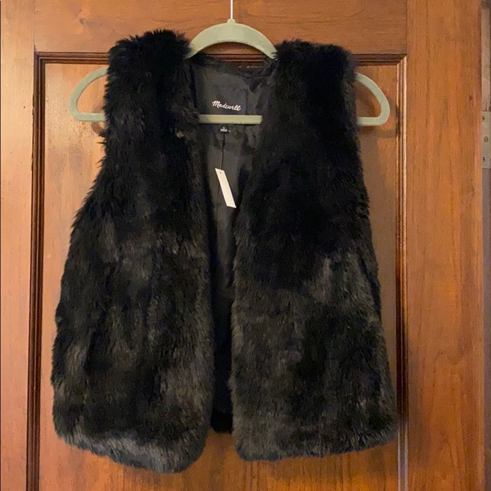 NWT madewell black fur vest small